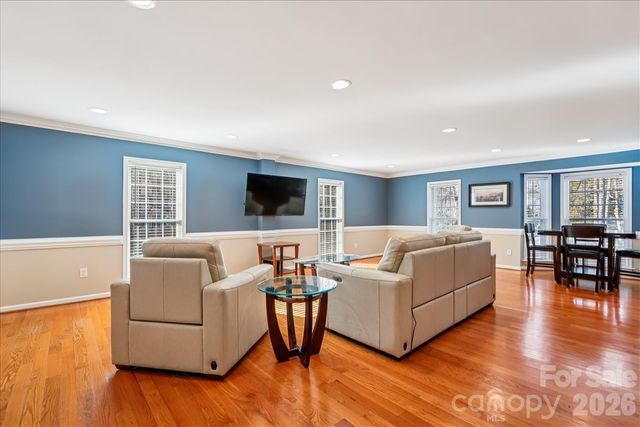 1426 Ashstead Lane, Matthews, NC 28105