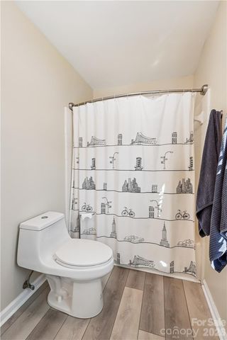 1426 Ashstead Lane, Matthews, NC 28105