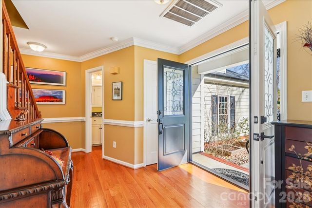 1426 Ashstead Lane, Matthews, NC 28105