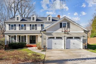 1426 Ashstead Lane, Matthews, NC 28105