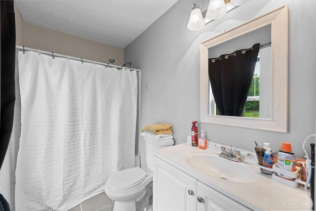 3915 Pebble Creek Lane, Batavia Twp, OH 45102