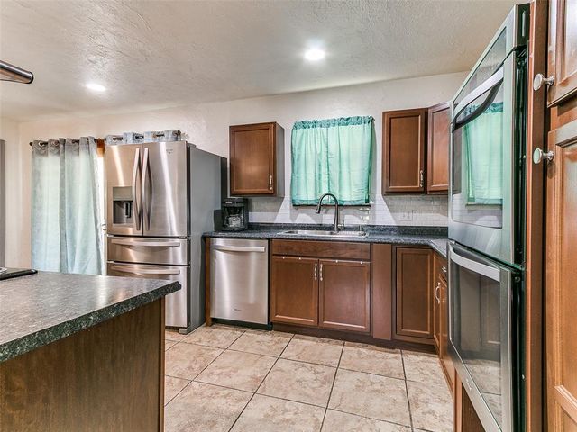 9100 Cedar Trail, Noble, OK 73068