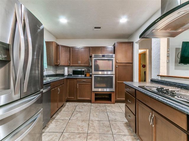 9100 Cedar Trail, Noble, OK 73068