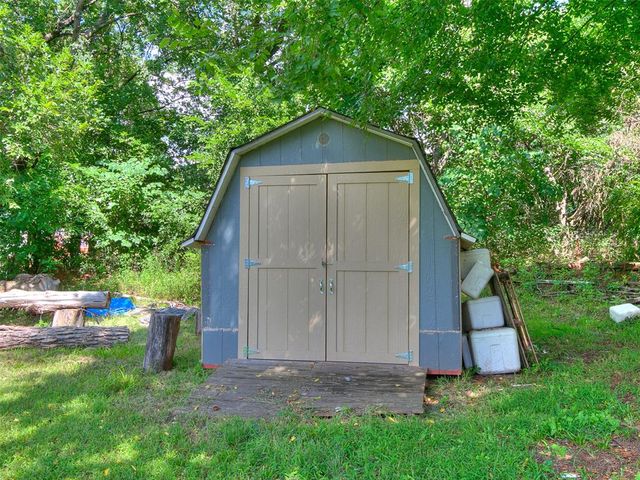 9100 Cedar Trail, Noble, OK 73068