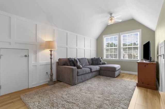 104 Plank Court, Summerville, SC 29485