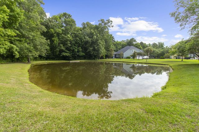 104 Plank Court, Summerville, SC 29485