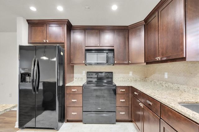 701 POINSETTIA ROAD 248, Belleair, FL 33756