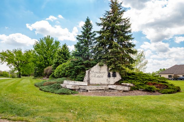 2601 Sanctuary Lane, Spring Grove, IL 60081