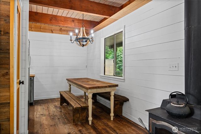 281 Wilderness Lane, Easton, WA 98925