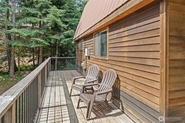 281 Wilderness Lane, Easton, WA 98925