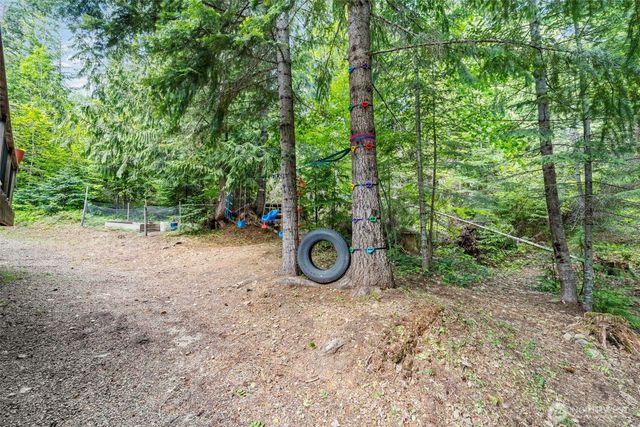 281 Wilderness Lane, Easton, WA 98925