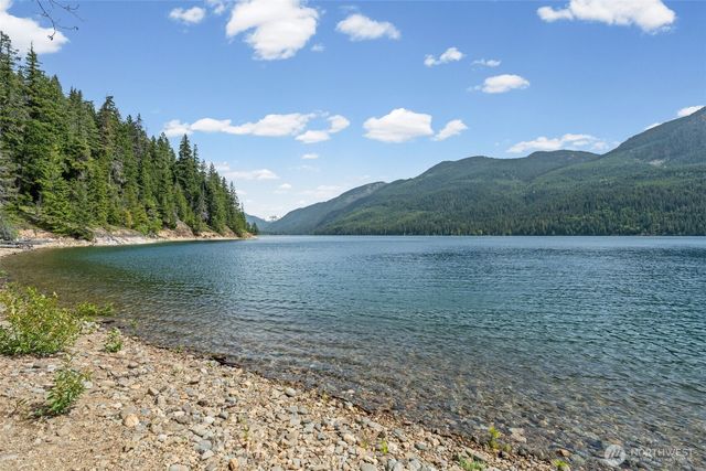 281 Wilderness Lane, Easton, WA 98925