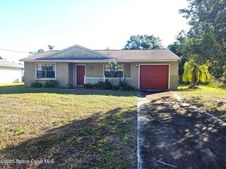 1736 Delaware Street NW, Palm Bay, FL 32907