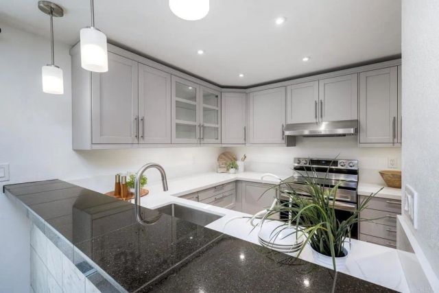 4024 Crystal Dawn Lane 103, San Diego, CA 92122