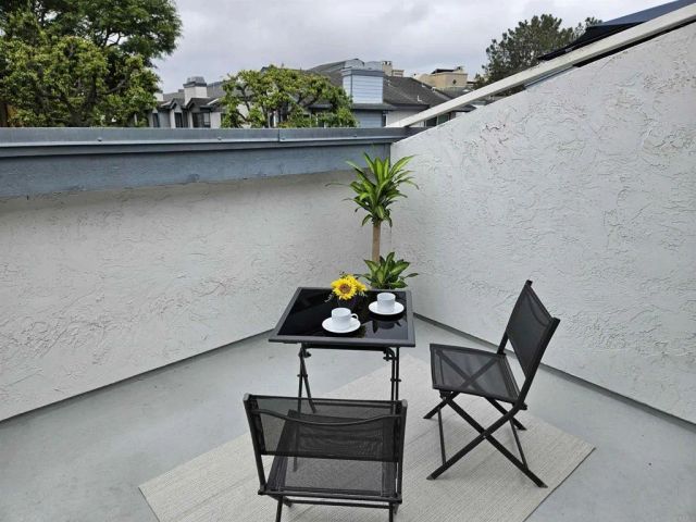 4024 Crystal Dawn Lane 103, San Diego, CA 92122