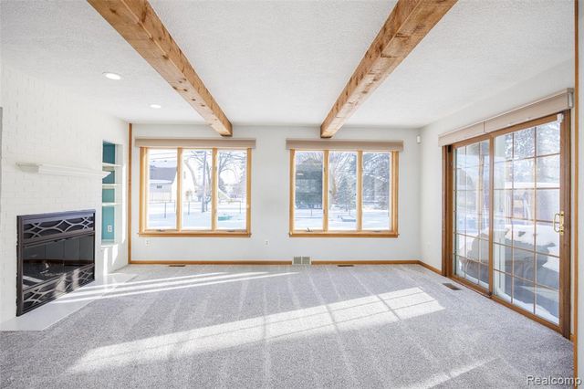 36610 Tessens Drive, Clinton Township, MI 48035