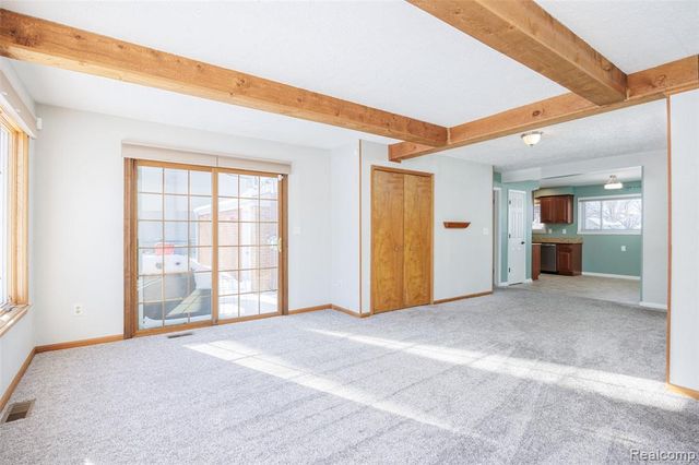 36610 Tessens Drive, Clinton Township, MI 48035