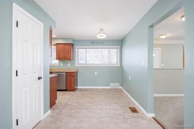 36610 Tessens Drive, Clinton Township, MI 48035