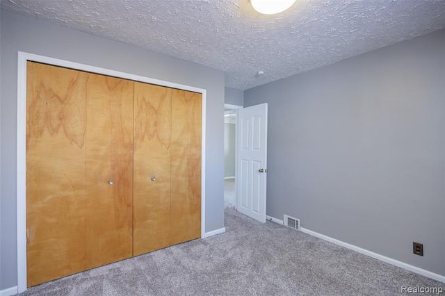 36610 Tessens Drive, Clinton Township, MI 48035