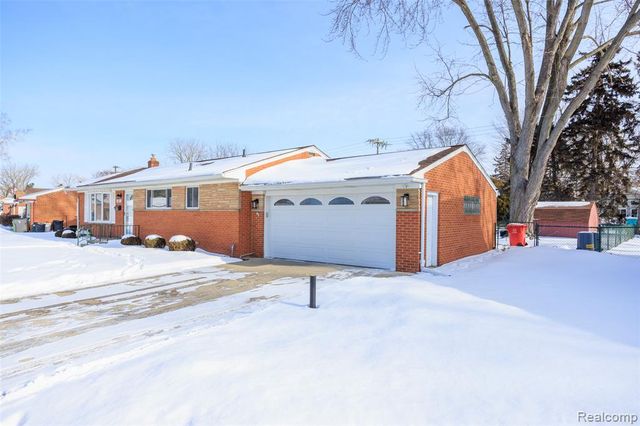 36610 Tessens Drive, Clinton Township, MI 48035