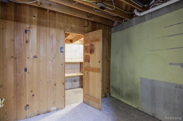 36610 Tessens Drive, Clinton Township, MI 48035