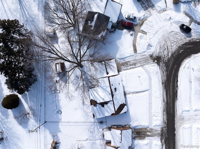 36610 Tessens Drive, Clinton Township, MI 48035