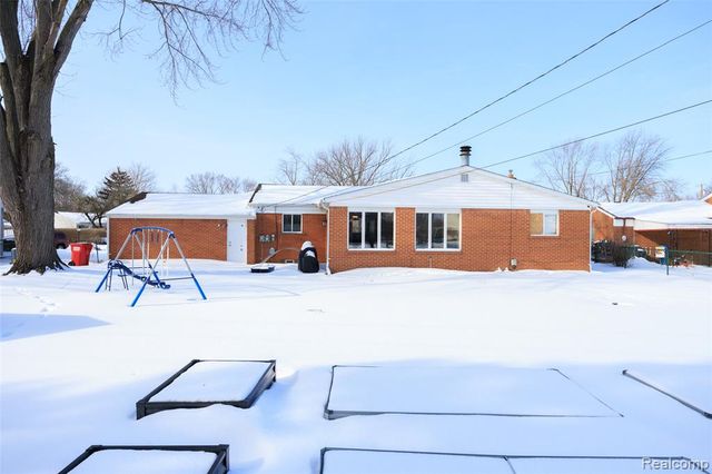 36610 Tessens Drive, Clinton Township, MI 48035
