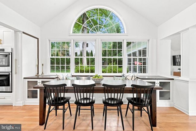 476 SCHOOL HOUSE LN, Devon, PA 19333