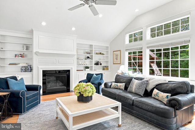 476 SCHOOL HOUSE LN, Devon, PA 19333