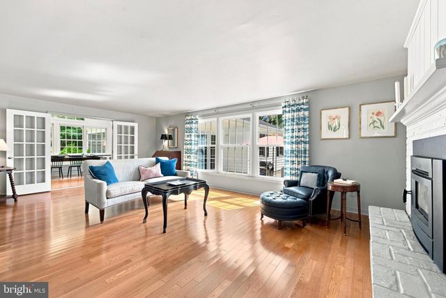 476 SCHOOL HOUSE LN, Devon, PA 19333