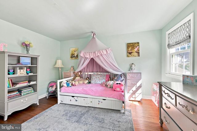 476 SCHOOL HOUSE LN, Devon, PA 19333