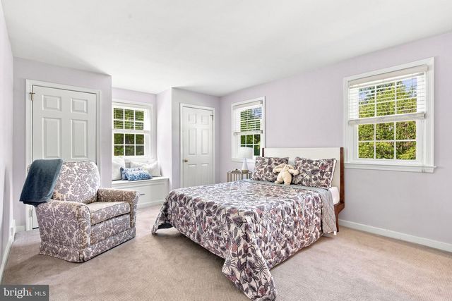 476 SCHOOL HOUSE LN, Devon, PA 19333