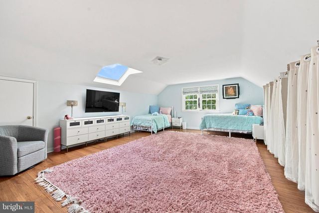 476 SCHOOL HOUSE LN, Devon, PA 19333