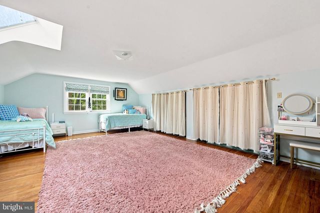 476 SCHOOL HOUSE LN, Devon, PA 19333