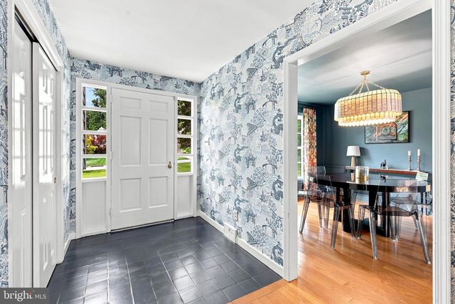 476 SCHOOL HOUSE LN, Devon, PA 19333
