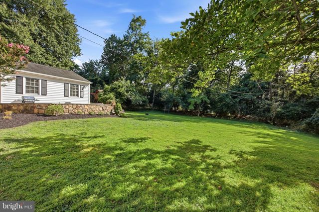 476 SCHOOL HOUSE LN, Devon, PA 19333