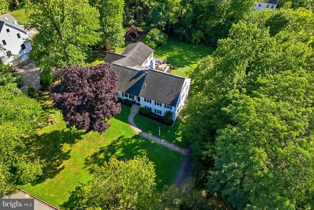 476 SCHOOL HOUSE LN, Devon, PA 19333
