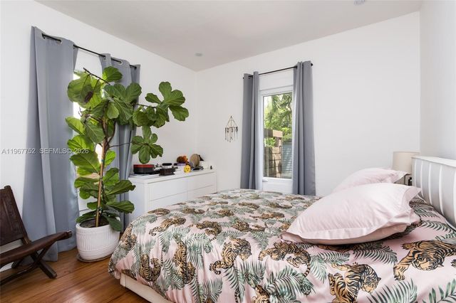 665 NE 120th St, Biscayne Park, FL 33161