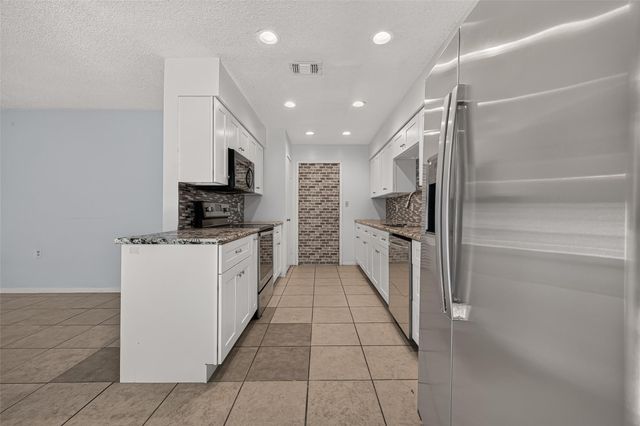 13419 Laurel River Drive, Houston, TX 77083
