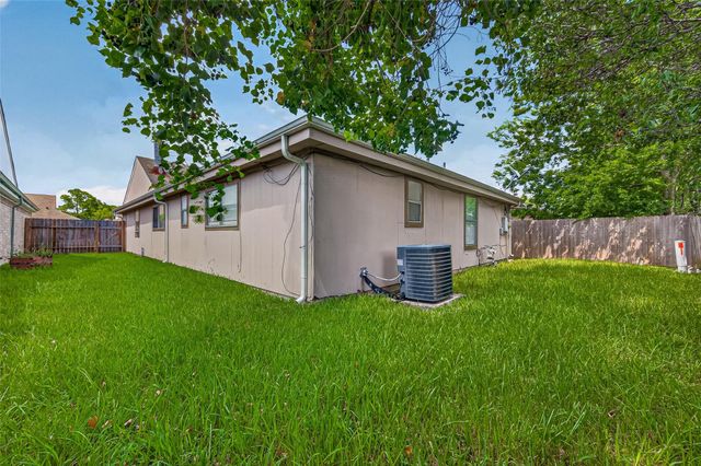 13419 Laurel River Drive, Houston, TX 77083