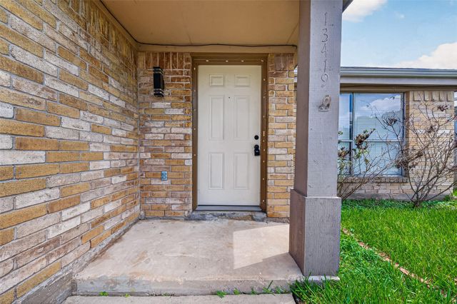 13419 Laurel River Drive, Houston, TX 77083