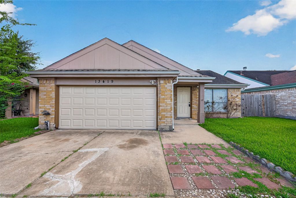 13419 Laurel River Drive, Houston, TX 77083