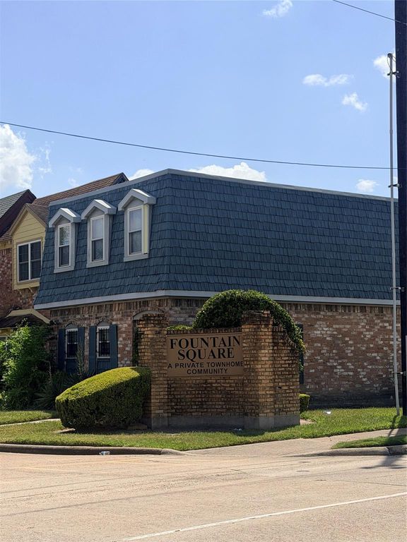 1351 Mardi Lane, Houston, TX 77055