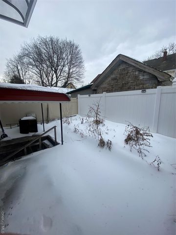 100-42 Francis Lewis Boulevard 1st fl, Queens Village, NY 11429