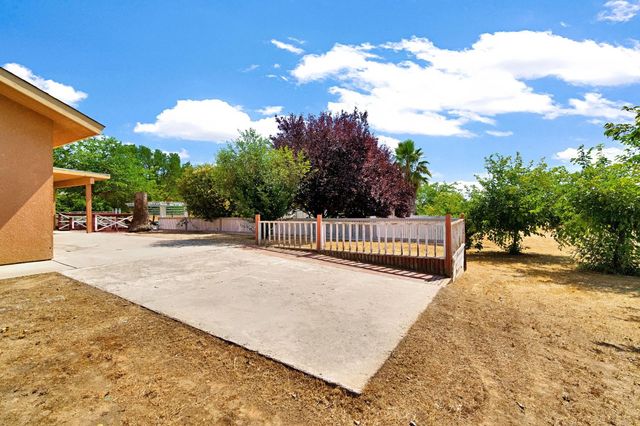 19609 Claremont Road, Madera, CA 93638