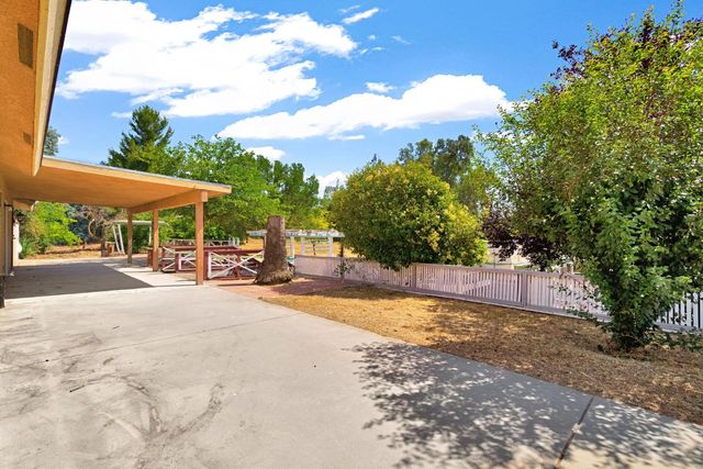 19609 Claremont Road, Madera, CA 93638
