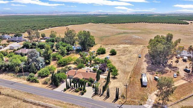 19609 Claremont Road, Madera, CA 93638