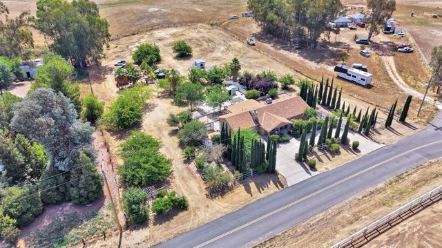 19609 Claremont Road, Madera, CA 93638