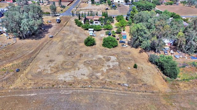 19609 Claremont Road, Madera, CA 93638