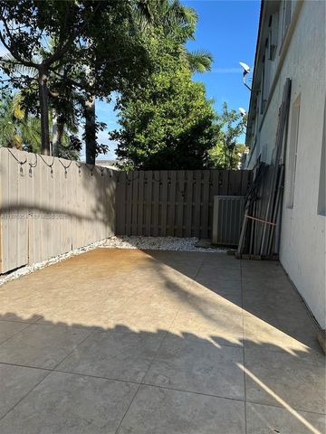 15673 SW 39th St 235, Miramar, FL 33027